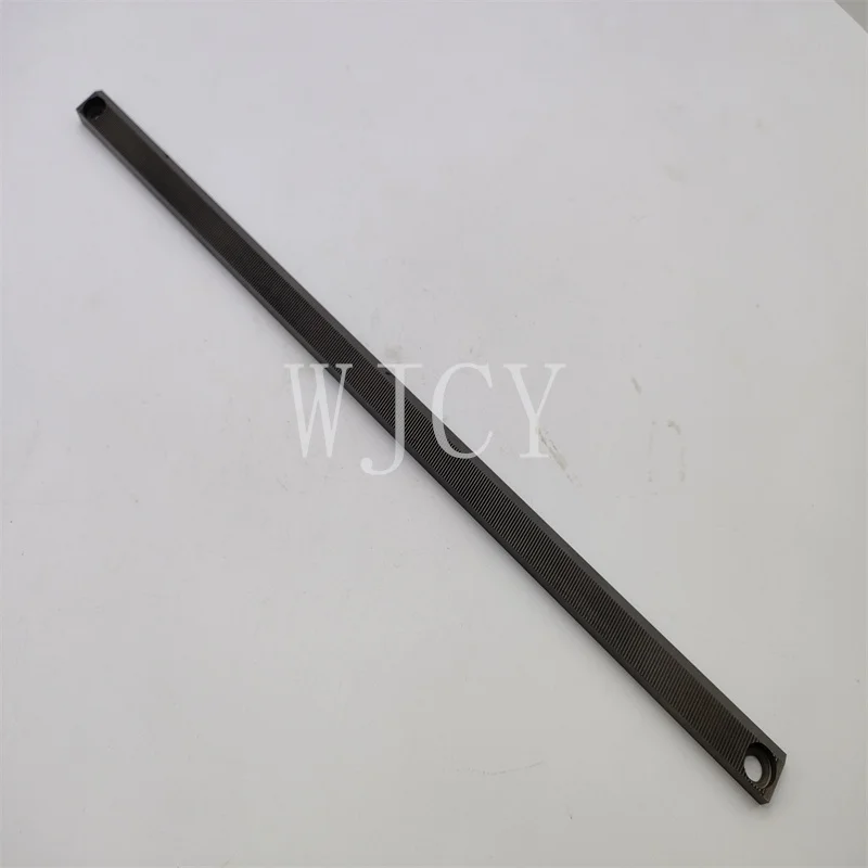 High Quality C5.072.605 Pull Rail L:362MM W:15MM For CD102 CX102 Printing Machine Spare Parts
High Quality C5.072.605 Pull Rail L:362MM W:15MM For CD102 CX102 Printing Machine Spare Parts