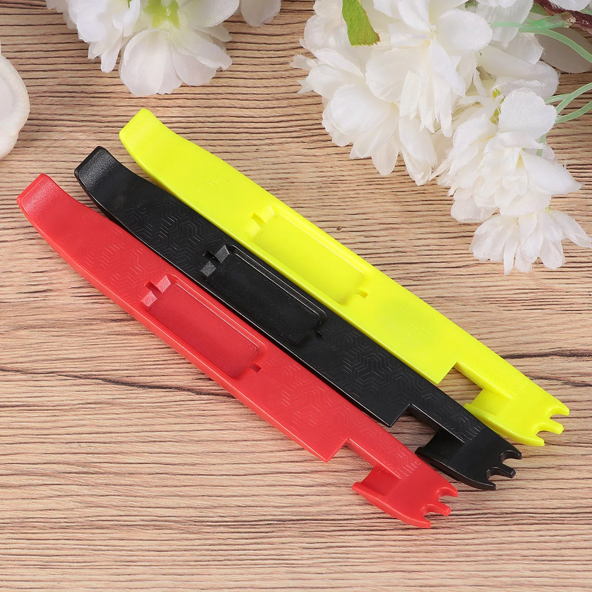 3 pcs Bike Pry Bar Durable Ergonomic Tire Repair Bike Tire Crowbar Tool Easy Carry For All Bikes Yellow Red Black
3 pcs Bike Pry Bar Durable Ergonomic Tire Repair Bike Tire Crowbar Tool Easy Carry For All Bikes Yellow Red Black
