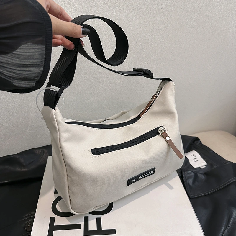 Прочная тканевая сумка, женская парусиновая сумка на плечо, большая вместительная сумка через плечо, супер легкая дорожная сумка для ежедневного использования
Прочная тканевая сумка, женская парусиновая сумка на плечо, большая вместительная сумка через плечо, супер легкая дорожная сумка для ежедневного использования