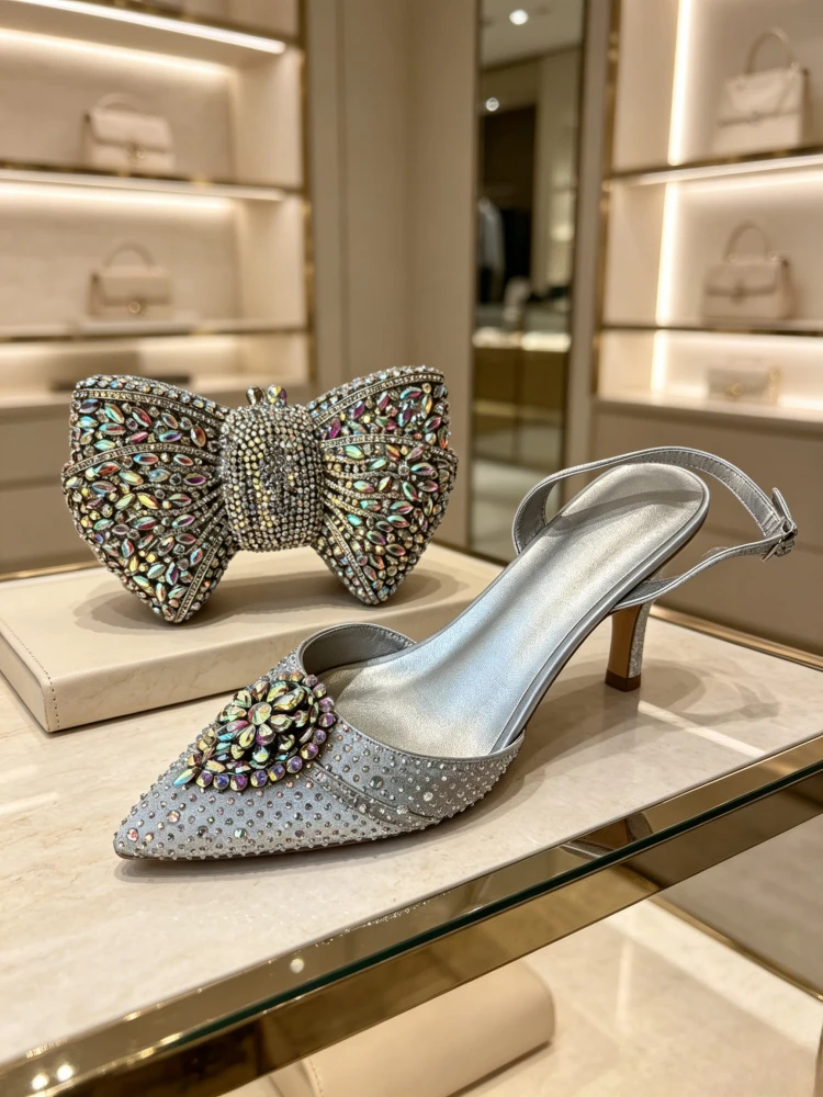 Silver Grey Floral AB Rhinestone Mule Heels & Big Bow Full Crystal Clutch Bag Set Elegant Women Runway Party Evening Dress Shoes
Silver Grey Floral AB Rhinestone Mule Heels & Big Bow Full Crystal Clutch Bag Set Elegant Women Runway Party Evening Dress Shoes
