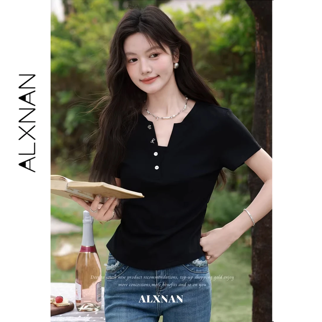 ALXNAN Black V-neck T-shirt 2026 Summer Casual Cotton Basic Short Sleeve Tees Elegant Fashion Slim-fit Female Clothing L62906
ALXNAN Black V-neck T-shirt 2026 Summer Casual Cotton Basic Short Sleeve Tees Elegant Fashion Slim-fit Female Clothing L62906