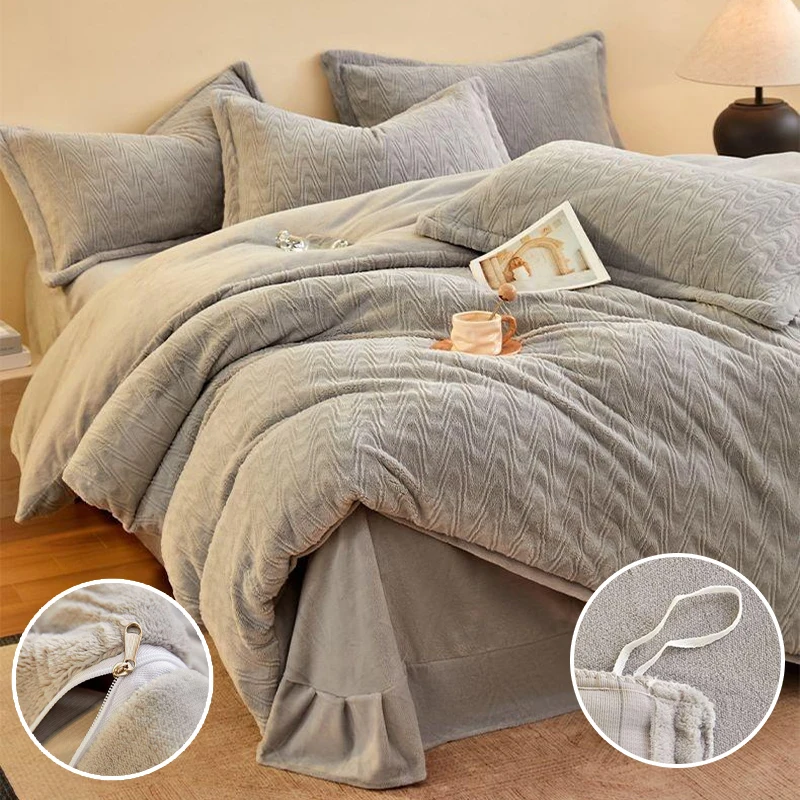 Luxury 4PCS Duvet Cover Set Winter Warm Milk Velvet Quilt Cover 3D Carved Pattern Full Lightproof Thick Double Sided Bedding
Luxury 4PCS Duvet Cover Set Winter Warm Milk Velvet Quilt Cover 3D Carved Pattern Full Lightproof Thick Double Sided Bedding