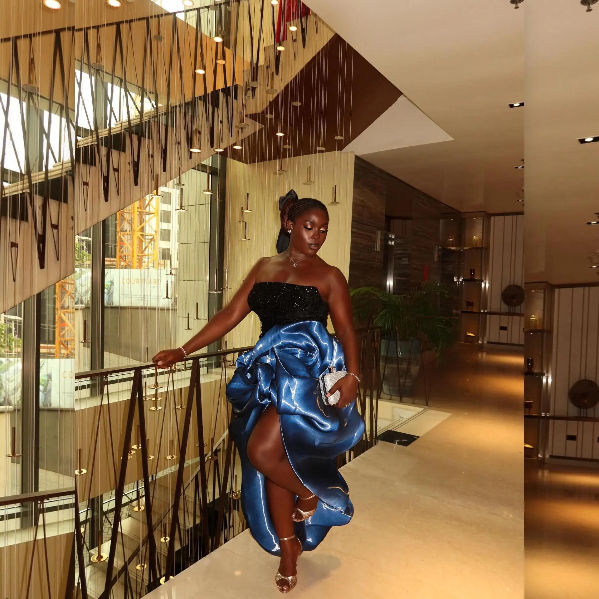 Luxury Evening Party Dress for Women Deep Sapphire Blue Ruffled Skirt Sequin Top Elegant Formal Gown with High Slit, Prom Dress
Luxury Evening Party Dress for Women Deep Sapphire Blue Ruffled Skirt Sequin Top Elegant Formal Gown with High Slit, Prom Dress