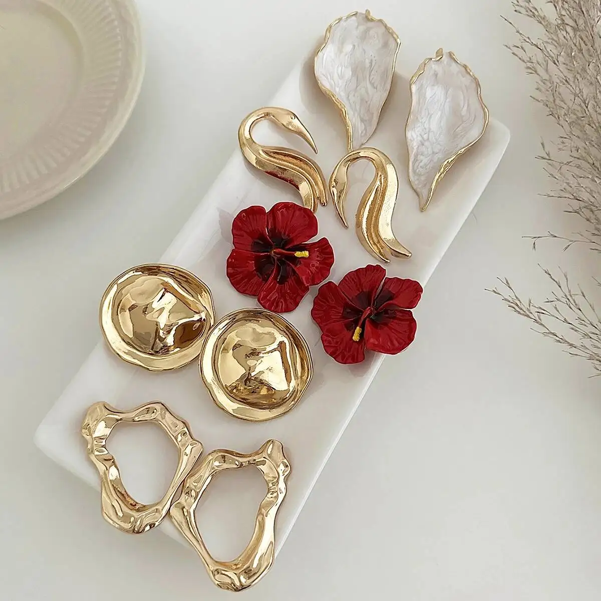 5 Styles Trendy Irregular Geometry Metal Stud Earrings Set for Women Exquisite Piercing Earring Jewelry 2026 New Gift
5 Styles Trendy Irregular Geometry Metal Stud Earrings Set for Women Exquisite Piercing Earring Jewelry 2026 New Gift