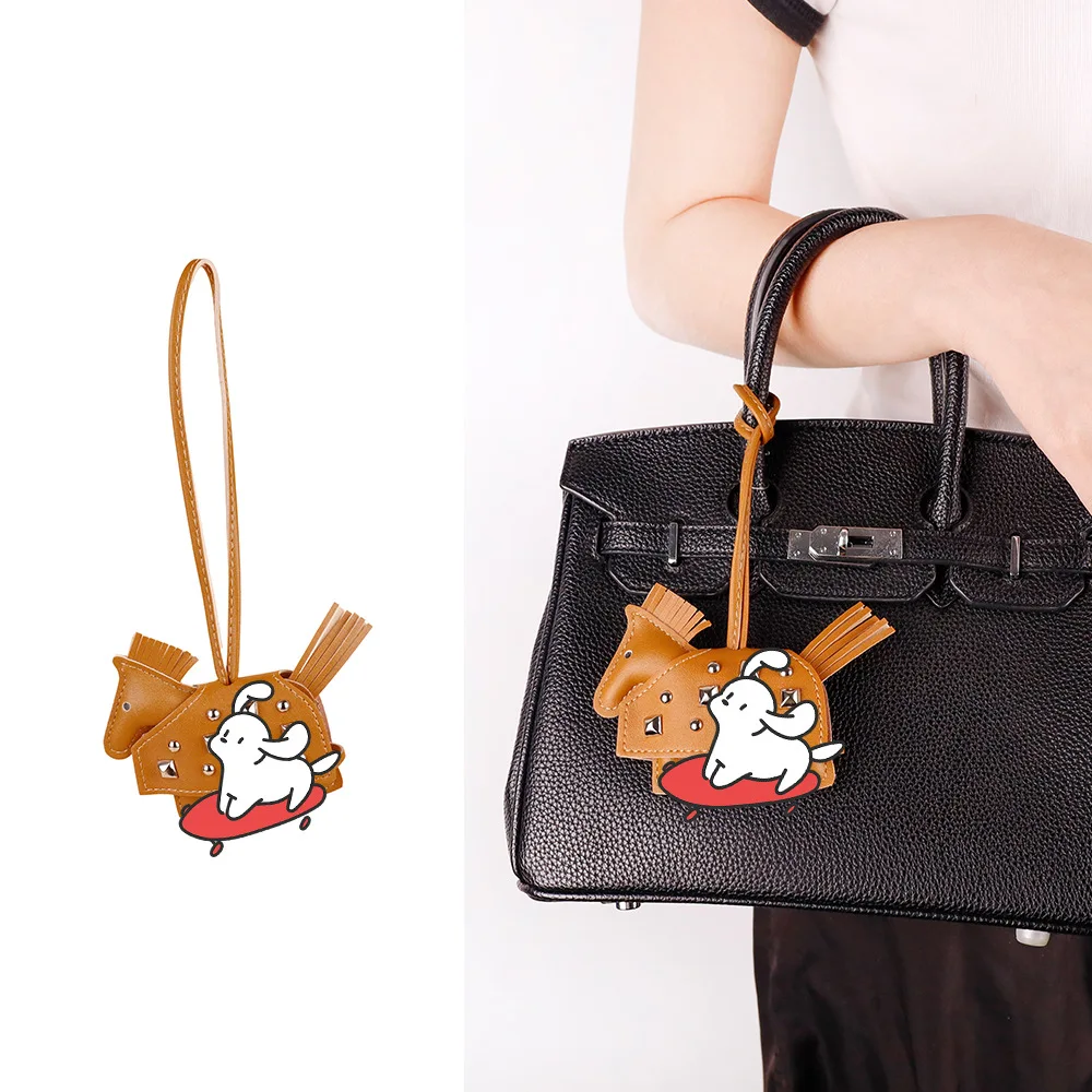 Soft Leather Pony Pendant, Car Pendant, Key Pendant, Handmade Leather New Rivets War Horse Bag Charm, Bag Charm Leather
Soft Leather Pony Pendant, Car Pendant, Key Pendant, Handmade Leather New Rivets War Horse Bag Charm, Bag Charm Leather