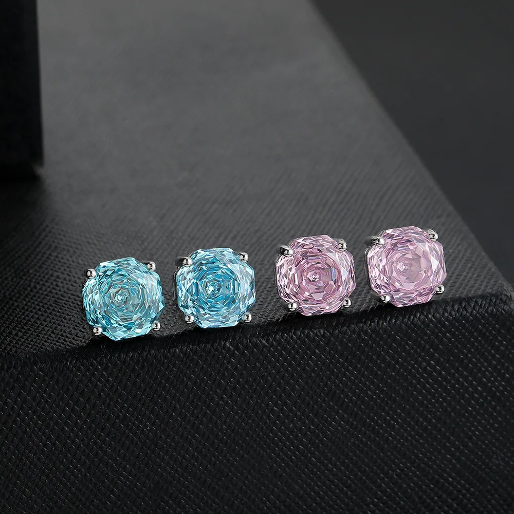 Серьги для пары в стиле хип-хоп, украшенные разноцветными цирконами, изысканный стиль серебряной розы 925 пробы.
Серьги для пары в стиле хип-хоп, украшенные разноцветными цирконами, изысканный стиль серебряной розы 925 пробы.