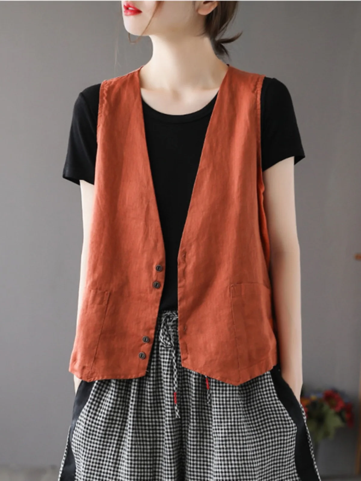Loose Linen Vest Women's Cotton Linen Open Cardigan Jaet V-ne ket Design Regular Length Single Button Closure Color
Loose Linen Vest Women's Cotton Linen Open Cardigan Jaet V-ne ket Design Regular Length Single Button Closure Color