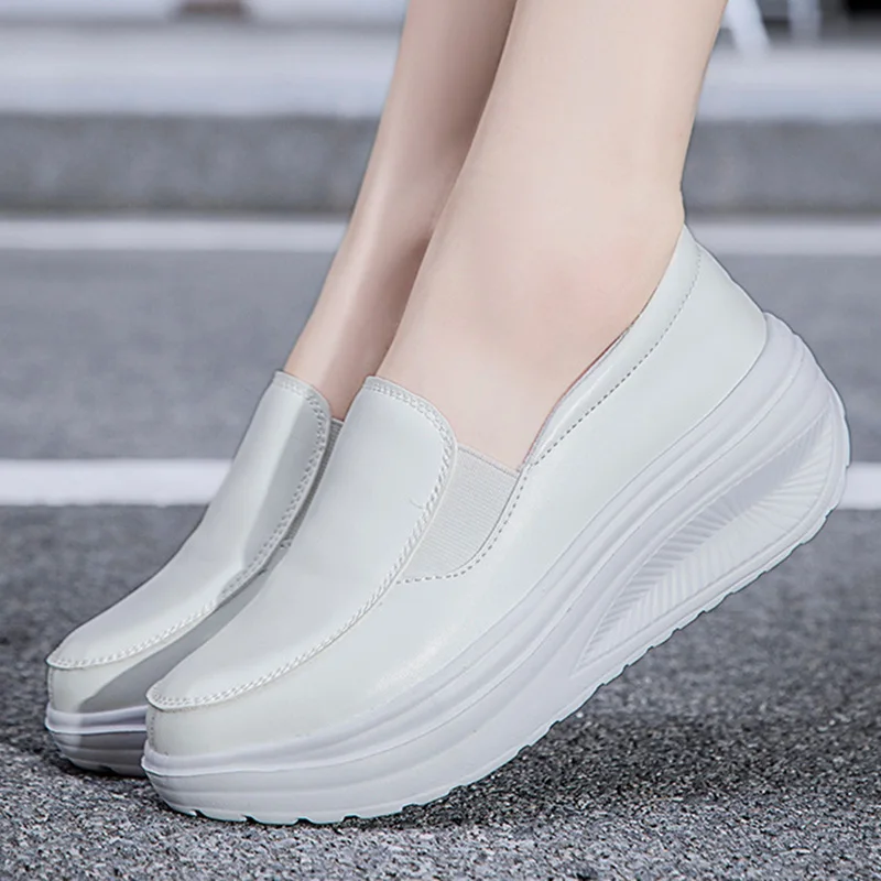 Fashion Women's Sneaker Walking Shoes Woman Platform Womens Sneakers Slip On Casual Shoes Soft Women Sneakers Zapatos De Mujer
Fashion Women's Sneaker Walking Shoes Woman Platform Womens Sneakers Slip On Casual Shoes Soft Women Sneakers Zapatos De Mujer