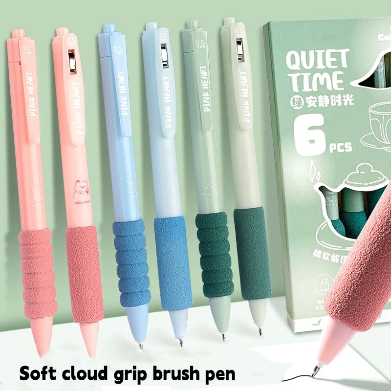 6 шт., высококачественная гелевая ручка Kawaii Press Pen, мягкая ручка, мягкая губчатая ручка, простая ручка для подписи для студентов, нейтральная ручка 0,5 мм
6 шт., высококачественная гелевая ручка Kawaii Press Pen, мягкая ручка, мягкая губчатая ручка, простая ручка для подписи для студентов, нейтральная ручка 0,5 мм