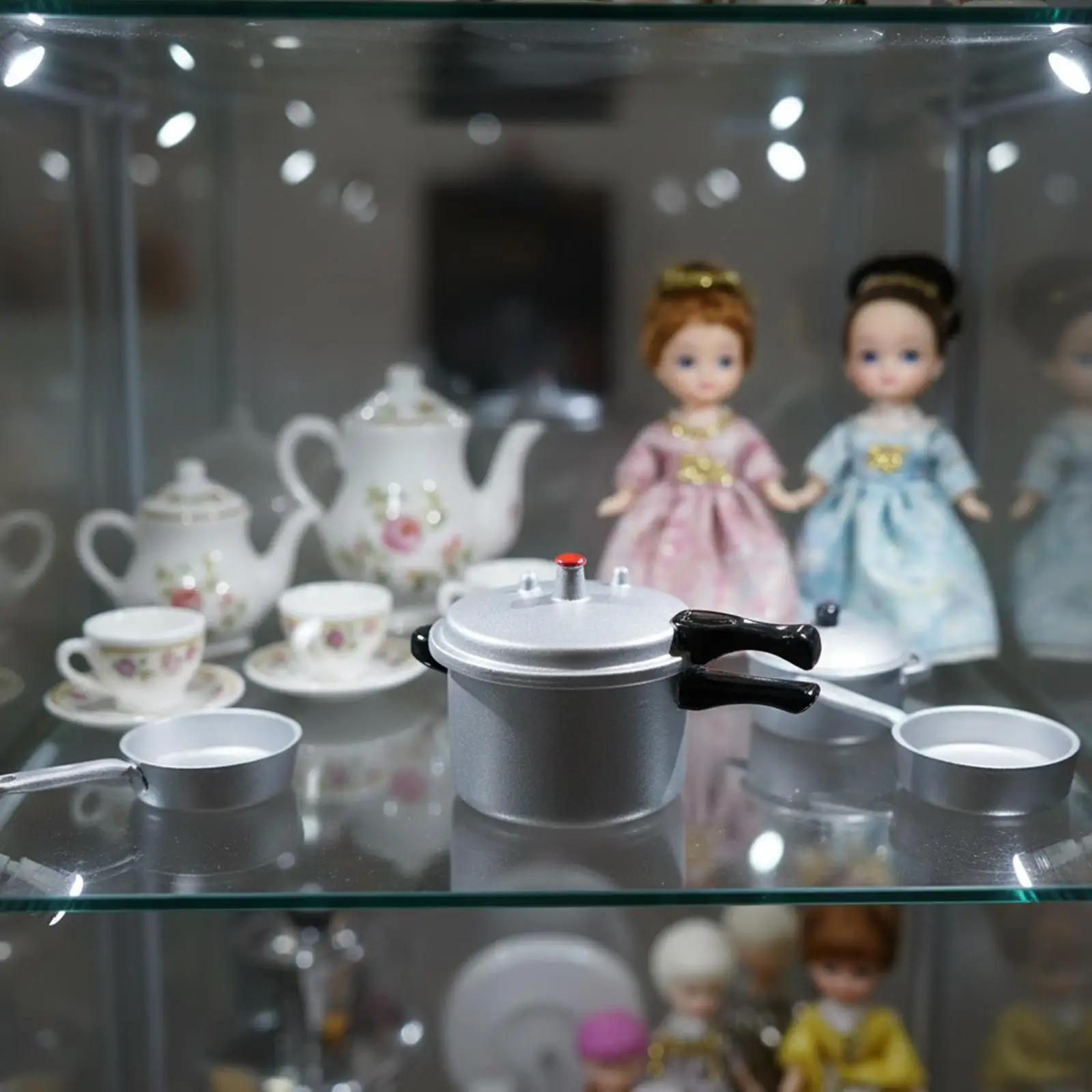 Micro Landscape Dollhouse Kitchen Pressure Cooker Miniature Handcraft Photography Prop for Kids Pretend Play
Micro Landscape Dollhouse Kitchen Pressure Cooker Miniature Handcraft Photography Prop for Kids Pretend Play