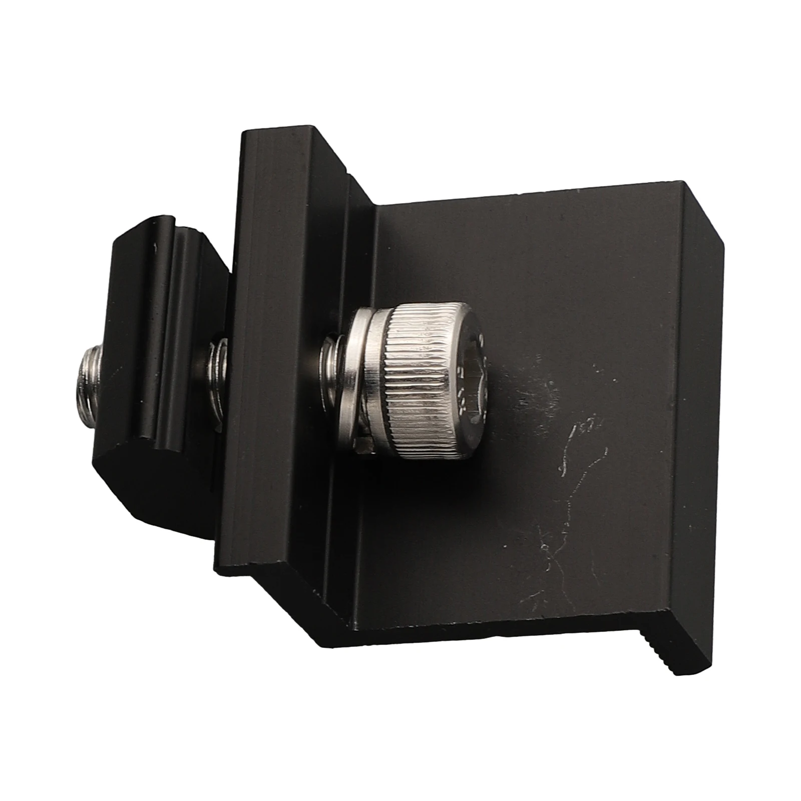 Прочный концевой зажим солнечного модуля и центральный зажим для регулируемого монтажа. Подходит для панелей 30 мм/35 мм. Черный алюминиевый сплав.
Прочный концевой зажим солнечного модуля и центральный зажим для регулируемого монтажа. Подходит для панелей 30 мм/35 мм. Черный алюминиевый сплав.