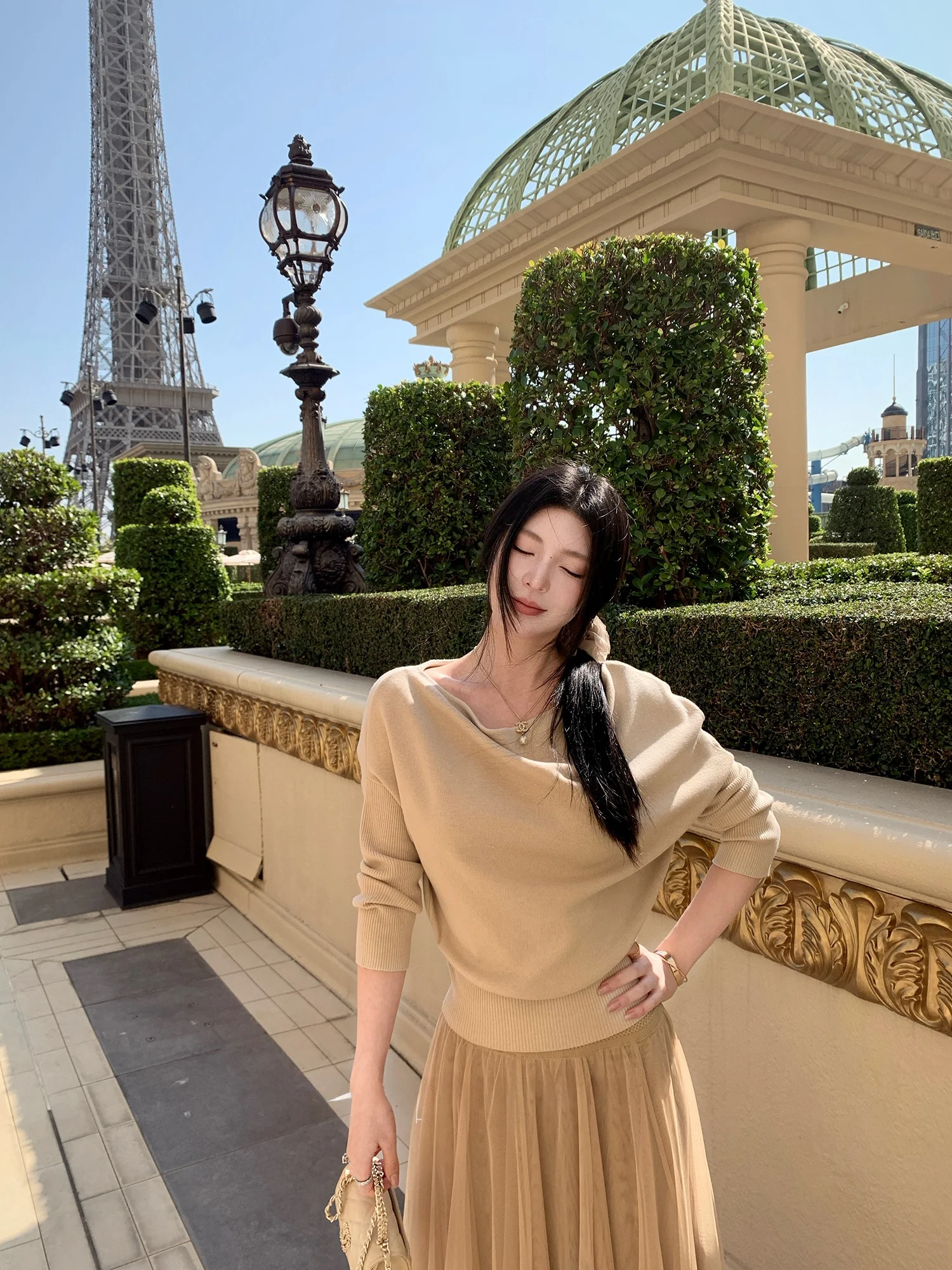 Женский вязаный шерстяной топ Amelia Lazy с асимметричным вырезом и длинным рукавом, базовый слой премиум-класса для повседневной носки
Женский вязаный шерстяной топ Amelia Lazy с асимметричным вырезом и длинным рукавом, базовый слой премиум-класса для повседневной носки