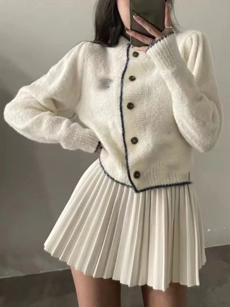 Autumn Outwear White Knitting Sweater Cardigan + Women Elegant Y2k Mini Skirt Korean Fashion Knitted Suit Office Lady Chic
Autumn Outwear White Knitting Sweater Cardigan + Women Elegant Y2k Mini Skirt Korean Fashion Knitted Suit Office Lady Chic