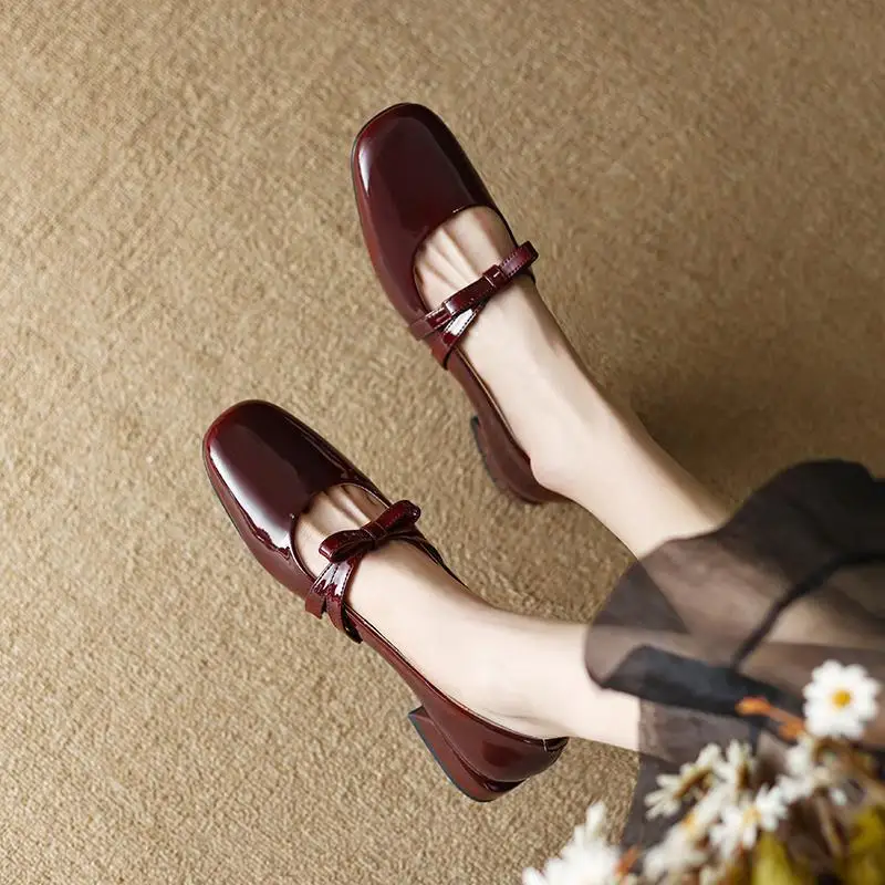 Shoes for Women Mary Jane Red Ladies Summer Footwear Japanese Style Lolita Low Heel Elegant with Bow Gothic Square Toe Chic
Shoes for Women Mary Jane Red Ladies Summer Footwear Japanese Style Lolita Low Heel Elegant with Bow Gothic Square Toe Chic