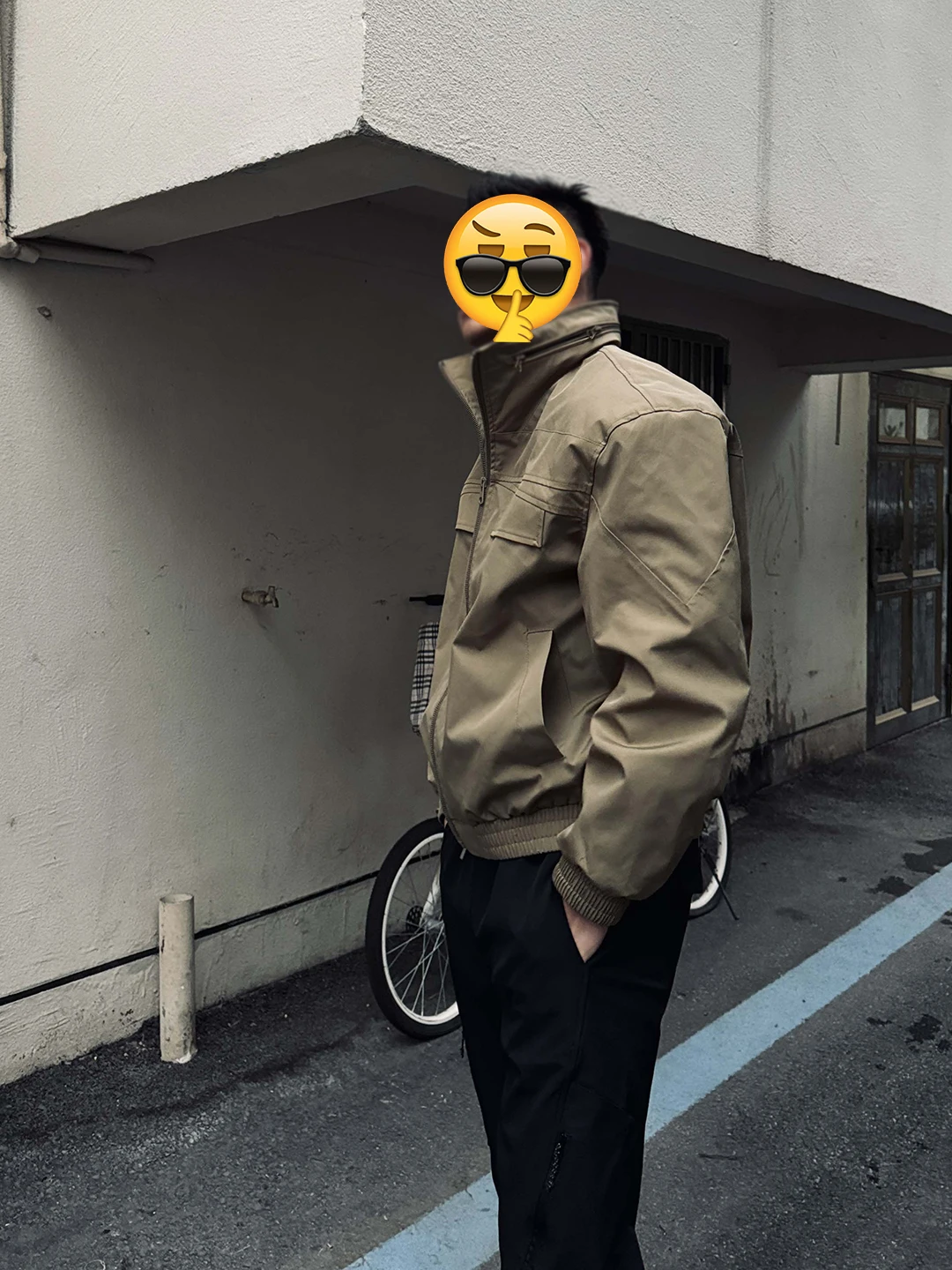 Мужская утепленная хлопковая куртка цвета хаки с воротником-стойкой, осенне-зимняя, в американском стиле, с добавлением хлопка
Мужская утепленная хлопковая куртка цвета хаки с воротником-стойкой, осенне-зимняя, в американском стиле, с добавлением хлопка