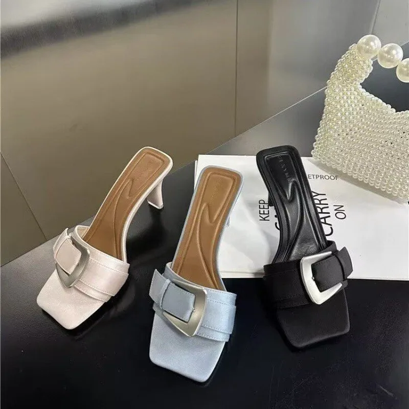 Belt Buckle High-heeled Sandals for Women Summer of 2026, New Satin Square Toe Open Toe Thick Heel One-piece Slippers for Women
Belt Buckle High-heeled Sandals for Women Summer of 2026, New Satin Square Toe Open Toe Thick Heel One-piece Slippers for Women