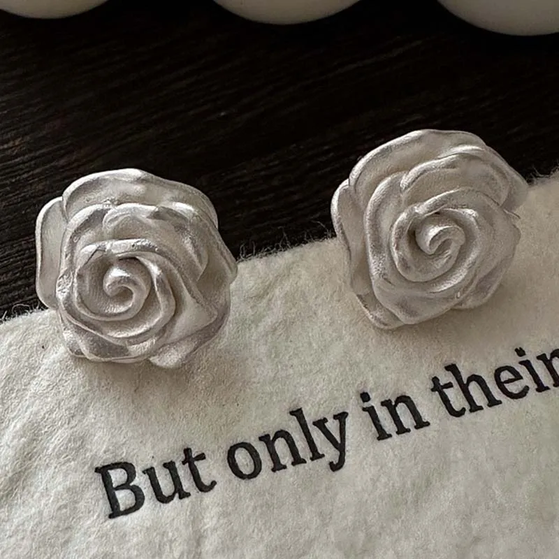 925 Sterling Silver Earrings For Women Trendy Geometric Rose Shape Earring Jewelry Prevent Allergy Party Gift Accessories
925 Sterling Silver Earrings For Women Trendy Geometric Rose Shape Earring Jewelry Prevent Allergy Party Gift Accessories
