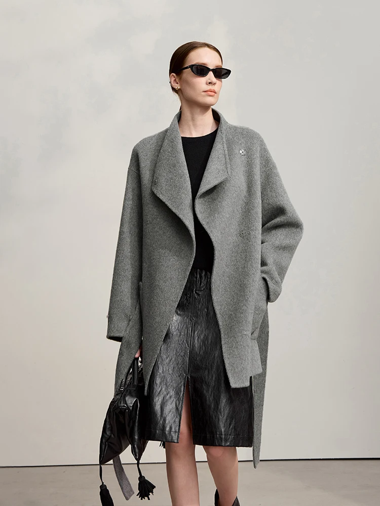 Amii Women's Coat 2025 Winter New Elegant Versatile Loose Wool Coats For Woman Long Sleeve Asymmetry Overcoat Female 12544041
Amii Women's Coat 2025 Winter New Elegant Versatile Loose Wool Coats For Woman Long Sleeve Asymmetry Overcoat Female 12544041