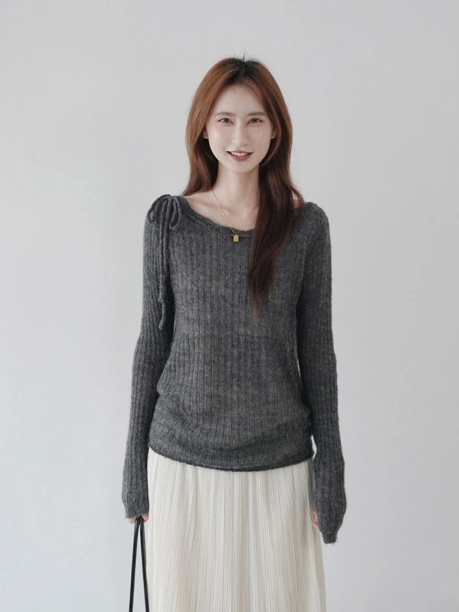 ey Thin Loose Knitted Sweater Women's Spring Summer Long Sve Simple Sle oulder Strap Stripe Design Breathable Top
ey Thin Loose Knitted Sweater Women's Spring Summer Long Sve Simple Sle oulder Strap Stripe Design Breathable Top