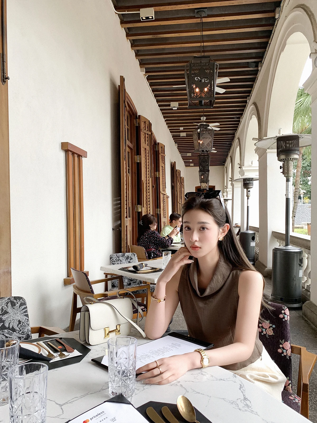 Cchen Lauren Sle Cotton Linen Vest Women's Summer Side Zipper Design Classic Collar Faionable ort Straight Cut Top
Cchen Lauren Sle Cotton Linen Vest Women's Summer Side Zipper Design Classic Collar Faionable ort Straight Cut Top