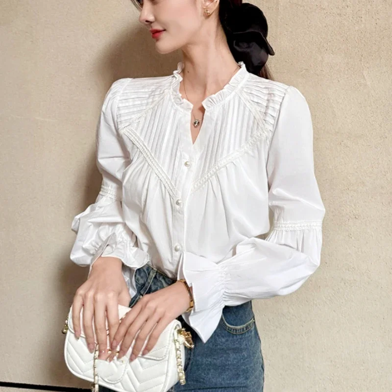 Fashion design Women's Blouse for a Chic Look New elegant office ladies shirts tops 
Fashion design Women's Blouse for a Chic Look New elegant office ladies shirts tops
