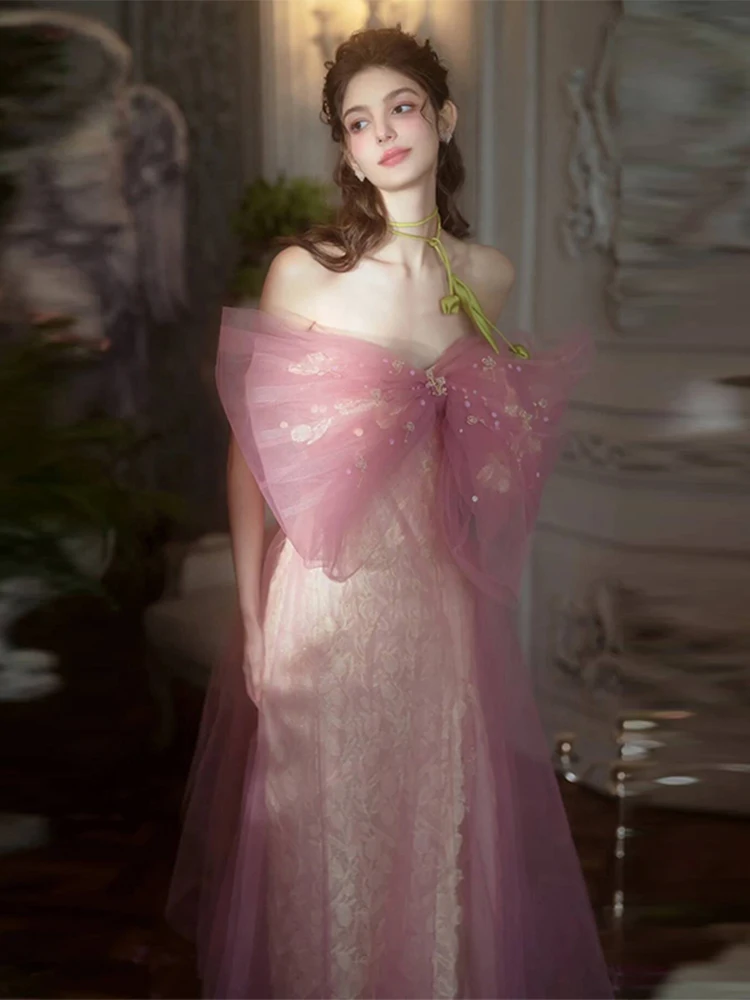 Розовое свадебное платье класса люкс с завязками, без бретелек, для помолвки, вечернее платье с разрезом, высококачественное платье для ведущей церемонии
Розовое свадебное платье класса люкс с завязками, без бретелек, для помолвки, вечернее платье с разрезом, высококачественное платье для ведущей церемонии