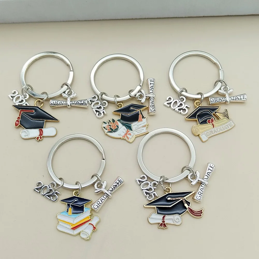 20PCS New 2025 Bachelor Cap Book Cap Keychain Graduation Season Gift KeyRing Pendant Wholesale
20PCS New 2025 Bachelor Cap Book Cap Keychain Graduation Season Gift KeyRing Pendant Wholesale