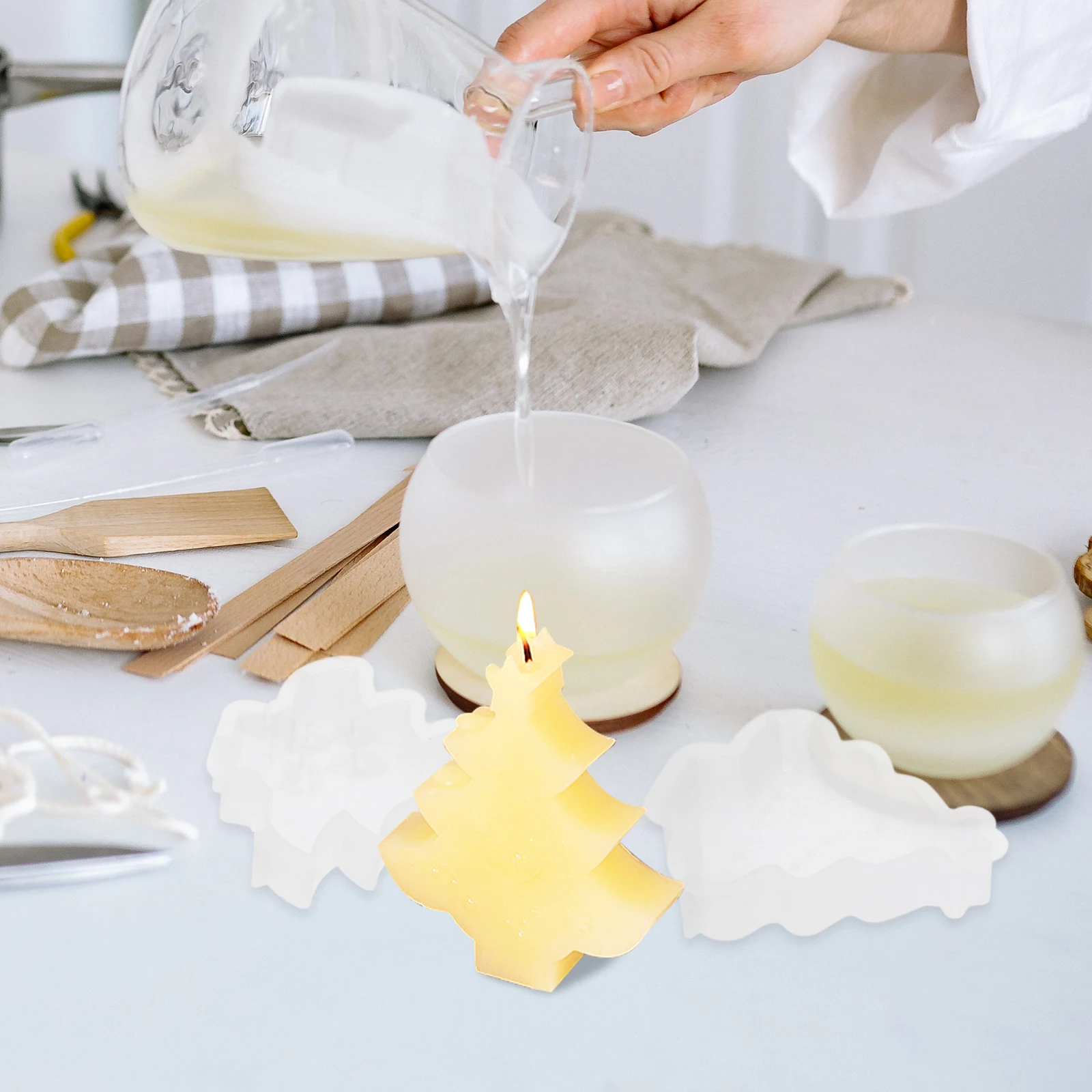 3Pcs Christmas Tree Mold Silica Gel Reusable Silicone Molds for Candles Decorative Craft Making Wax Tablets Plaster
3Pcs Christmas Tree Mold Silica Gel Reusable Silicone Molds for Candles Decorative Craft Making Wax Tablets Plaster