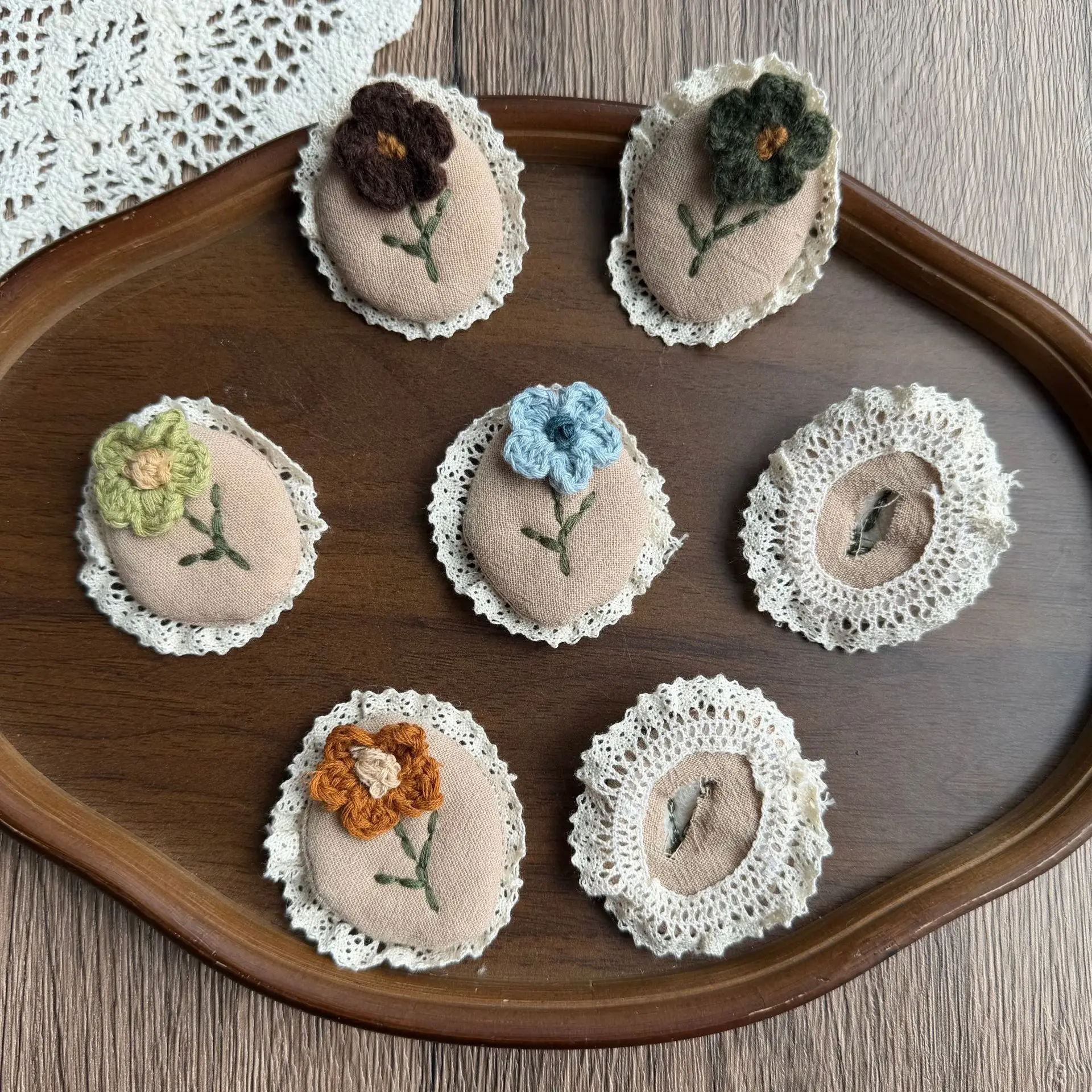 DIY Lace Linen Flower Brooch Hair Clip for Children Shoes Socks Bag Hat Backpack Clothing Decoration Kit High Quality Cute
DIY Lace Linen Flower Brooch Hair Clip for Children Shoes Socks Bag Hat Backpack Clothing Decoration Kit High Quality Cute