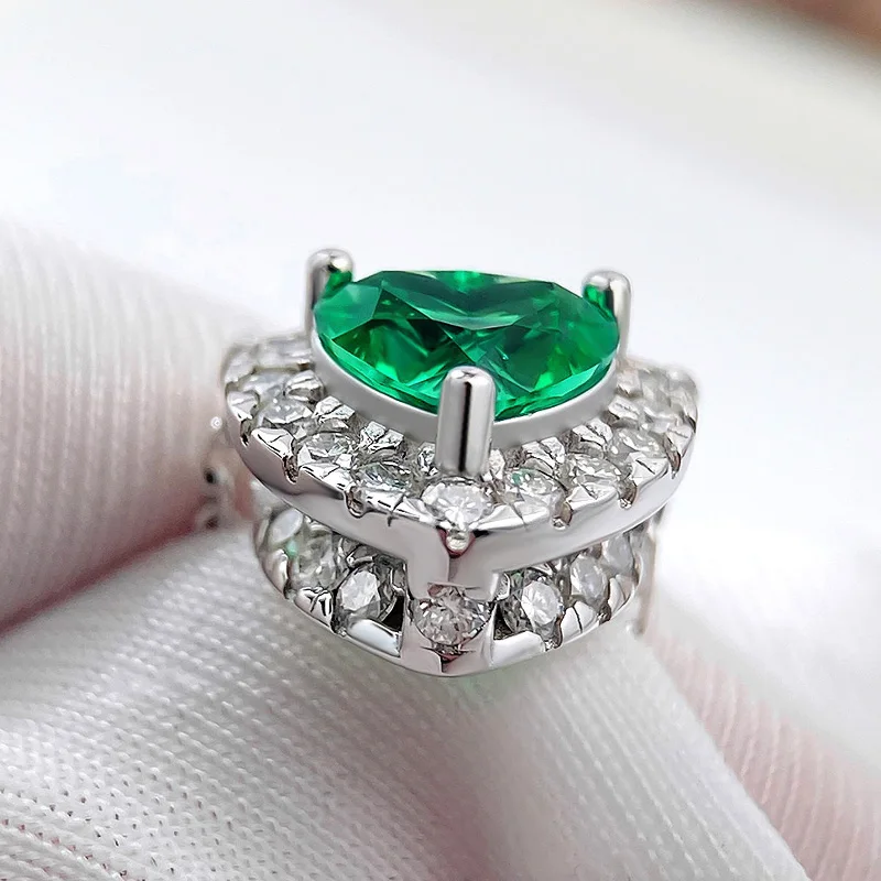 Halaile Moissanite Cultivated Colombian Emerald S925 Sterling Silver Pendant Necklace Fine Jewelry Neckchain Women's Trendy Gift
Halaile Moissanite Cultivated Colombian Emerald S925 Sterling Silver Pendant Necklace Fine Jewelry Neckchain Women's Trendy Gift