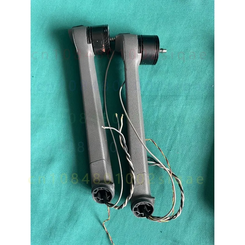 1pcs FOR DJI Mavic 3 Used Front Rear Left Right Drone Arms Disassembled Repair Replacement Spare Parts
1pcs FOR DJI Mavic 3 Used Front Rear Left Right Drone Arms Disassembled Repair Replacement Spare Parts