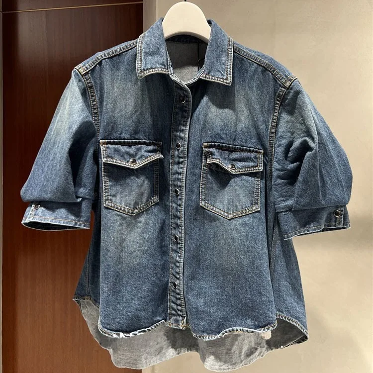 Denim half-sleeved shirt 2024 spring/summer new bubble short-sleeved casual curved edge shirt
Denim half-sleeved shirt 2024 spring/summer new bubble short-sleeved casual curved edge shirt