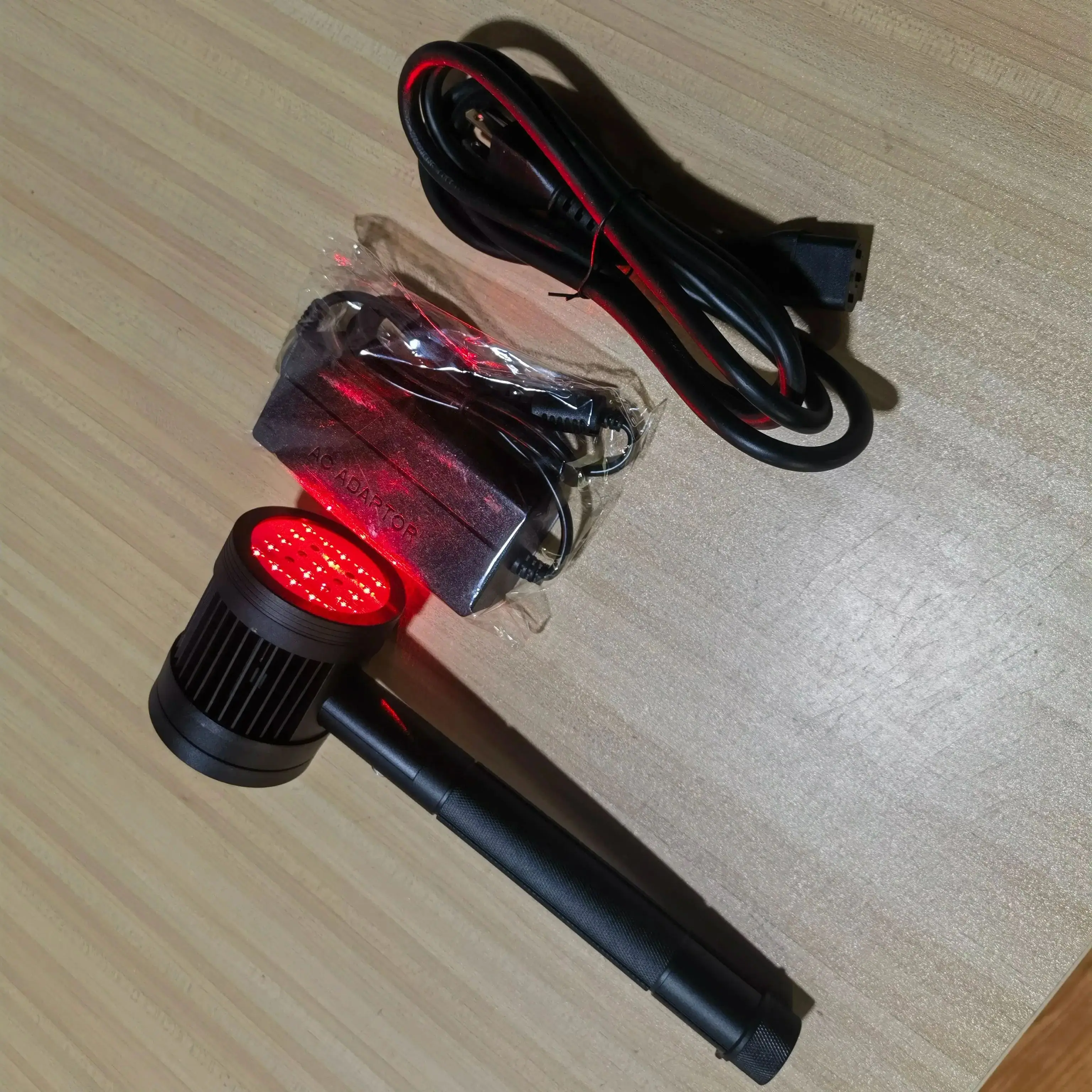 Портативное устройство лазерной терапии 650 нм*19 808 нм*6 для быстрого облегчения боли в мышцах суставов в любом месте
Портативное устройство лазерной терапии 650 нм*19 808 нм*6 для быстрого облегчения боли в мышцах суставов в любом месте