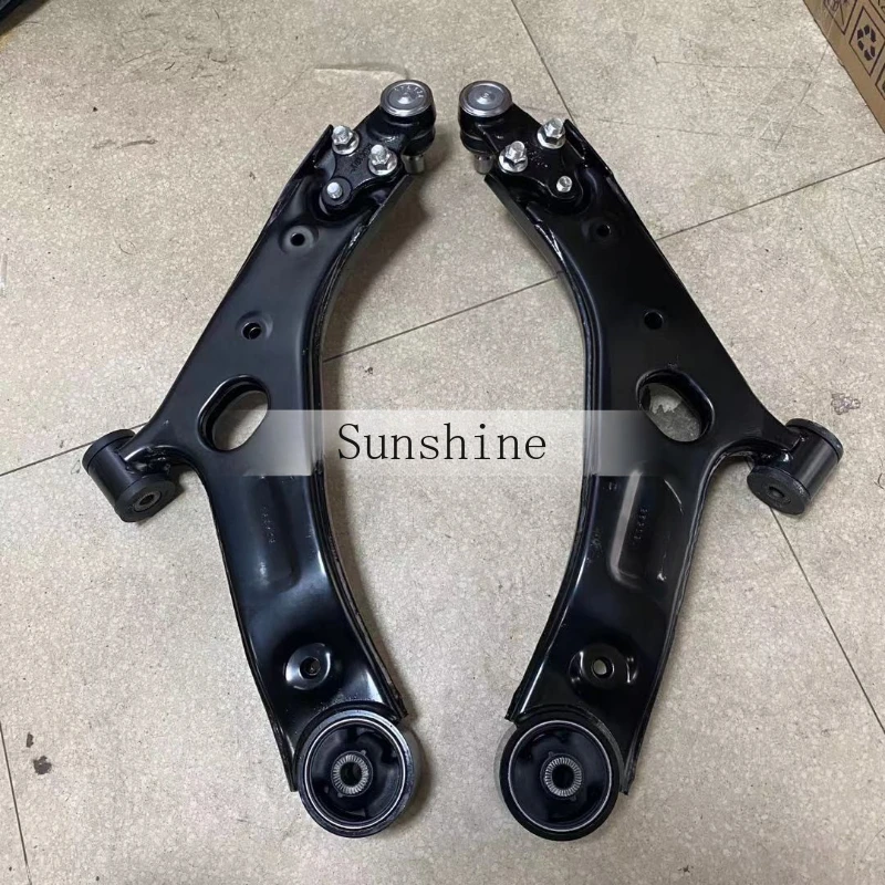 Suitable for East DX7/DX3/DX5 lower support/pendulum/triangular arm/lower suspension original
Suitable for East DX7/DX3/DX5 lower support/pendulum/triangular arm/lower suspension original