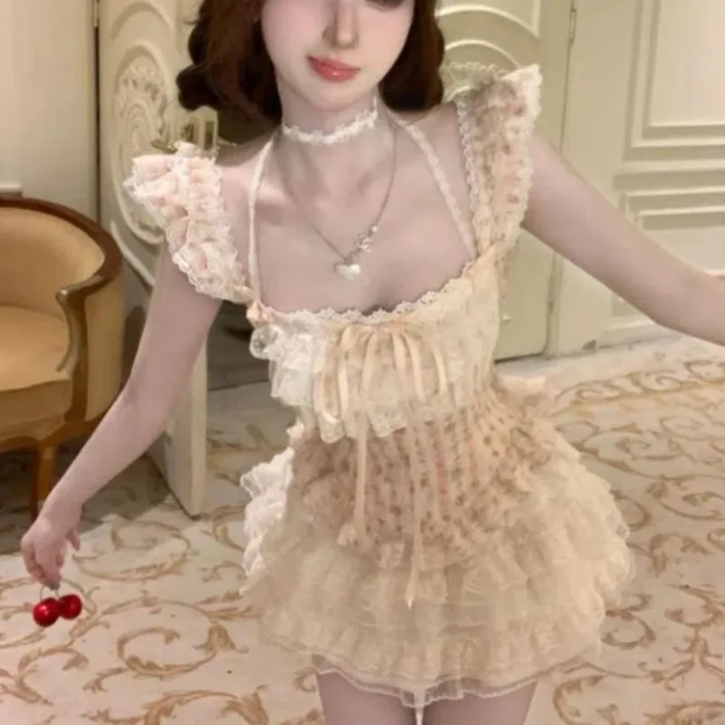Harajuku Sweet Fashion Floral Slim Fit Топы с короткими рукавами + Y2k Кружевные юбки с высокой талией и рюшами Женские летние новые комплекты из двух предметов 
Harajuku Sweet Fashion Floral Slim Fit Топы с короткими рукавами + Y2k Кружевные юбки с высокой талией и рюшами Женские летние новые комплекты из двух предметов