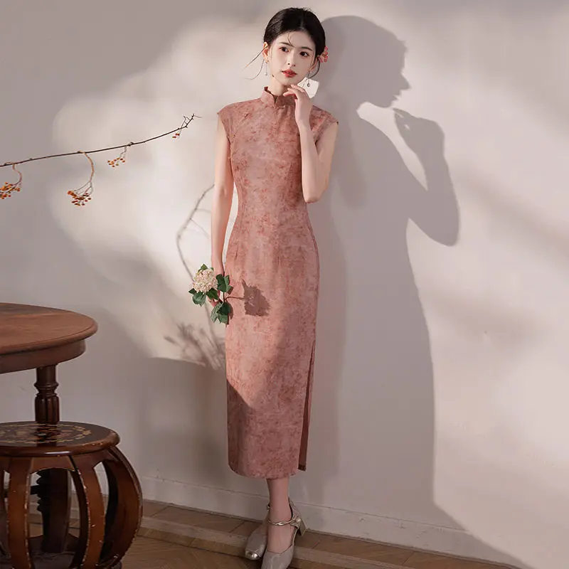 Sleeveless Chinese Style Suzhou Long Cheongsam Improved Young Style 2026 New Women's High-end Daily Qipao Dress
Sleeveless Chinese Style Suzhou Long Cheongsam Improved Young Style 2026 New Women's High-end Daily Qipao Dress