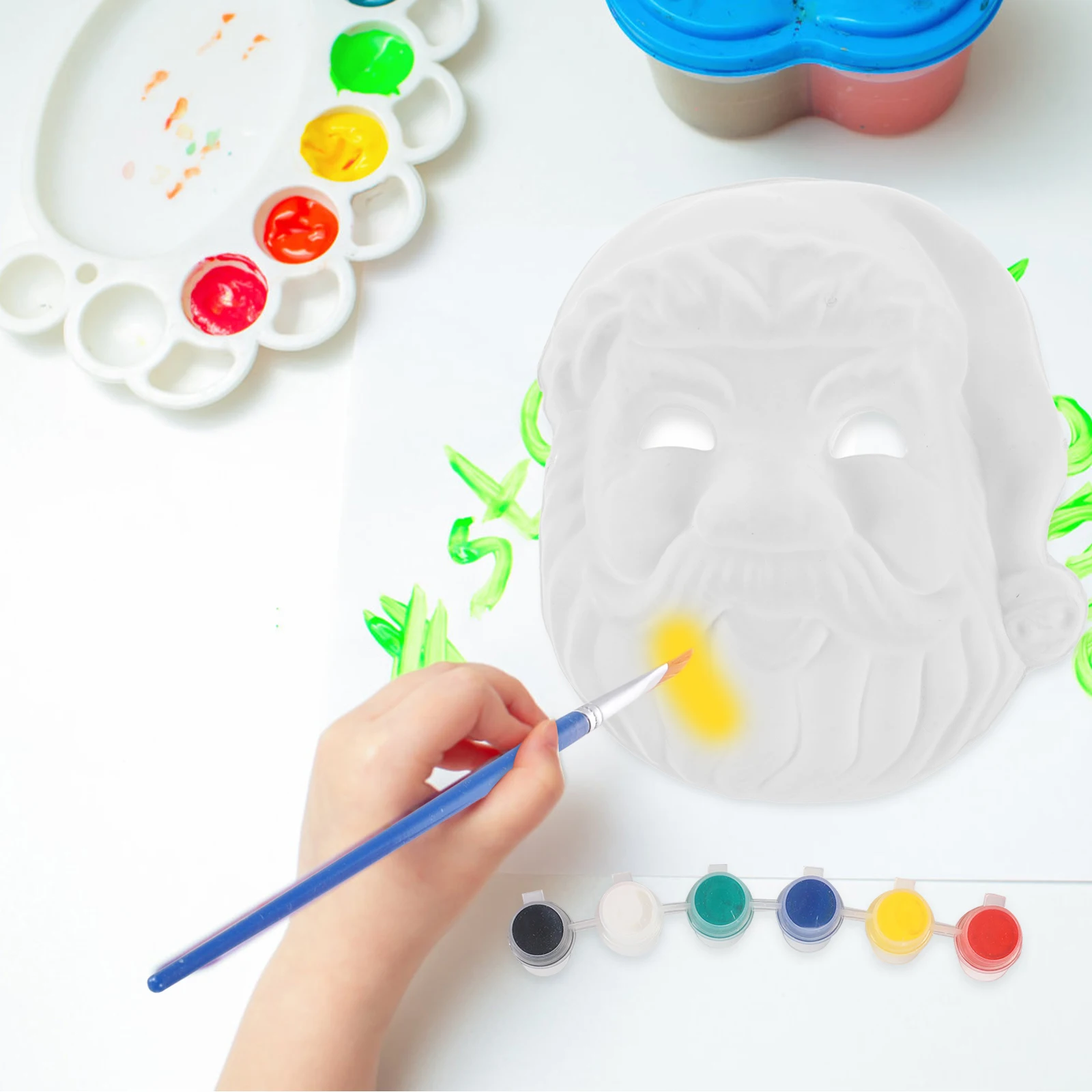 6 Pcs Santa Mask Christmas Unpainted Blank Paper Paintable Masks to Decorate White Face Child 
6 Pcs Santa Mask Christmas Unpainted Blank Paper Paintable Masks to Decorate White Face Child