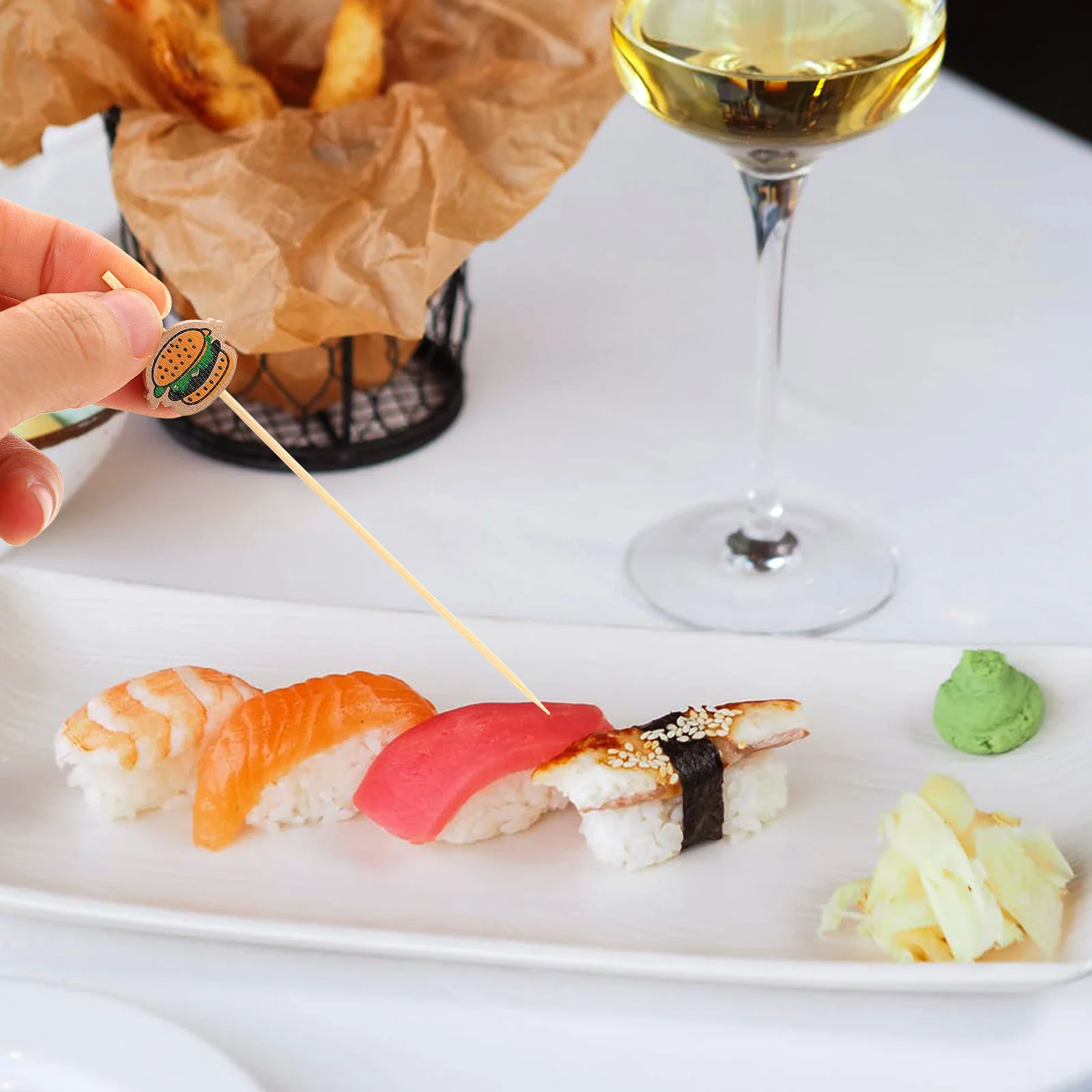 100pcs Fruit Picks Burger Shape Cocktail Sticks For Party Dessert Decoration Disposable Food Picks Bamboo Stick Kitchen Bar
100pcs Fruit Picks Burger Shape Cocktail Sticks For Party Dessert Decoration Disposable Food Picks Bamboo Stick Kitchen Bar