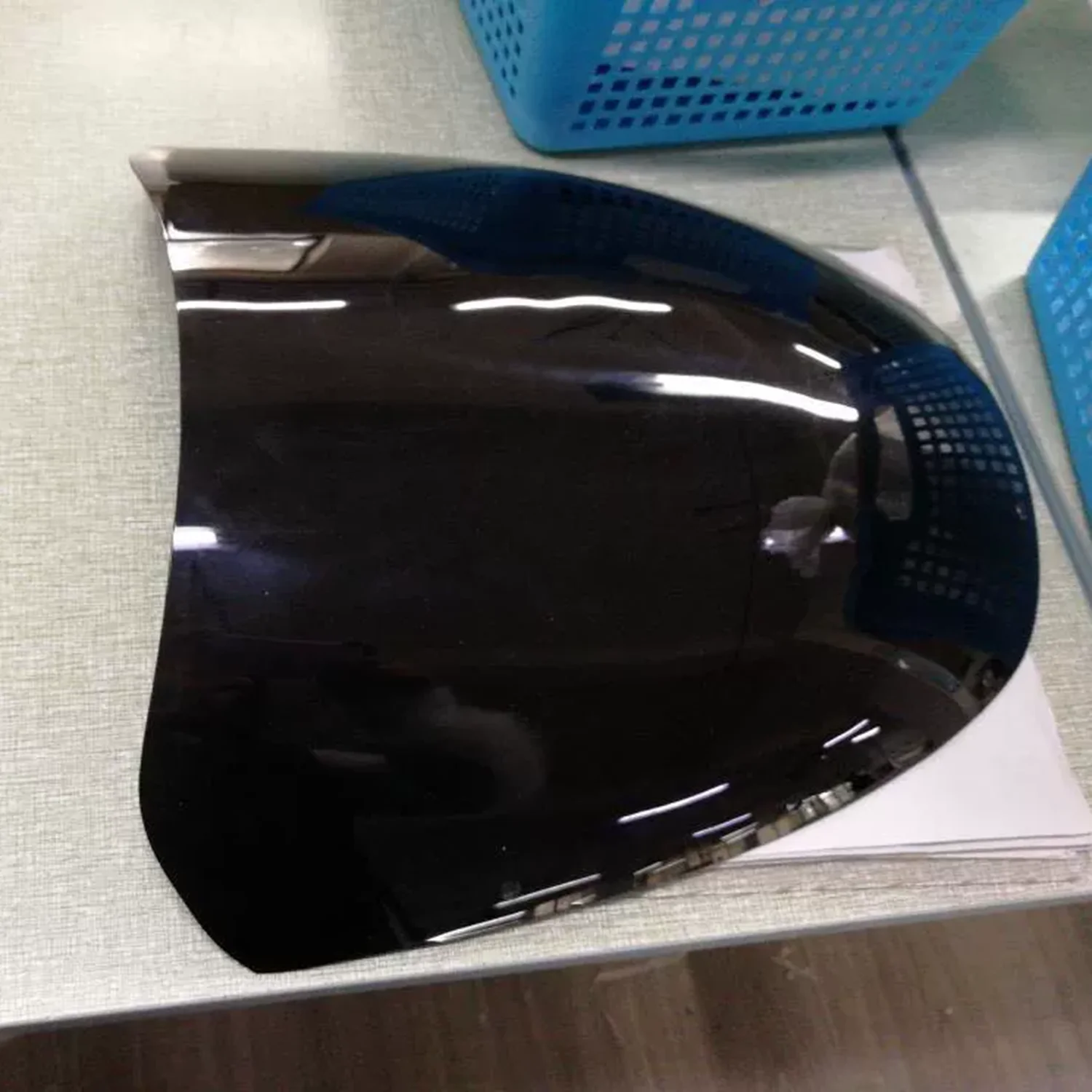 Fit for KAWASAKI GPZ900 1983 - 1990 GPZ900R Motorcycle Windshield Windscreen Screen
Fit for KAWASAKI GPZ900 1983 - 1990 GPZ900R Motorcycle Windshield Windscreen Screen