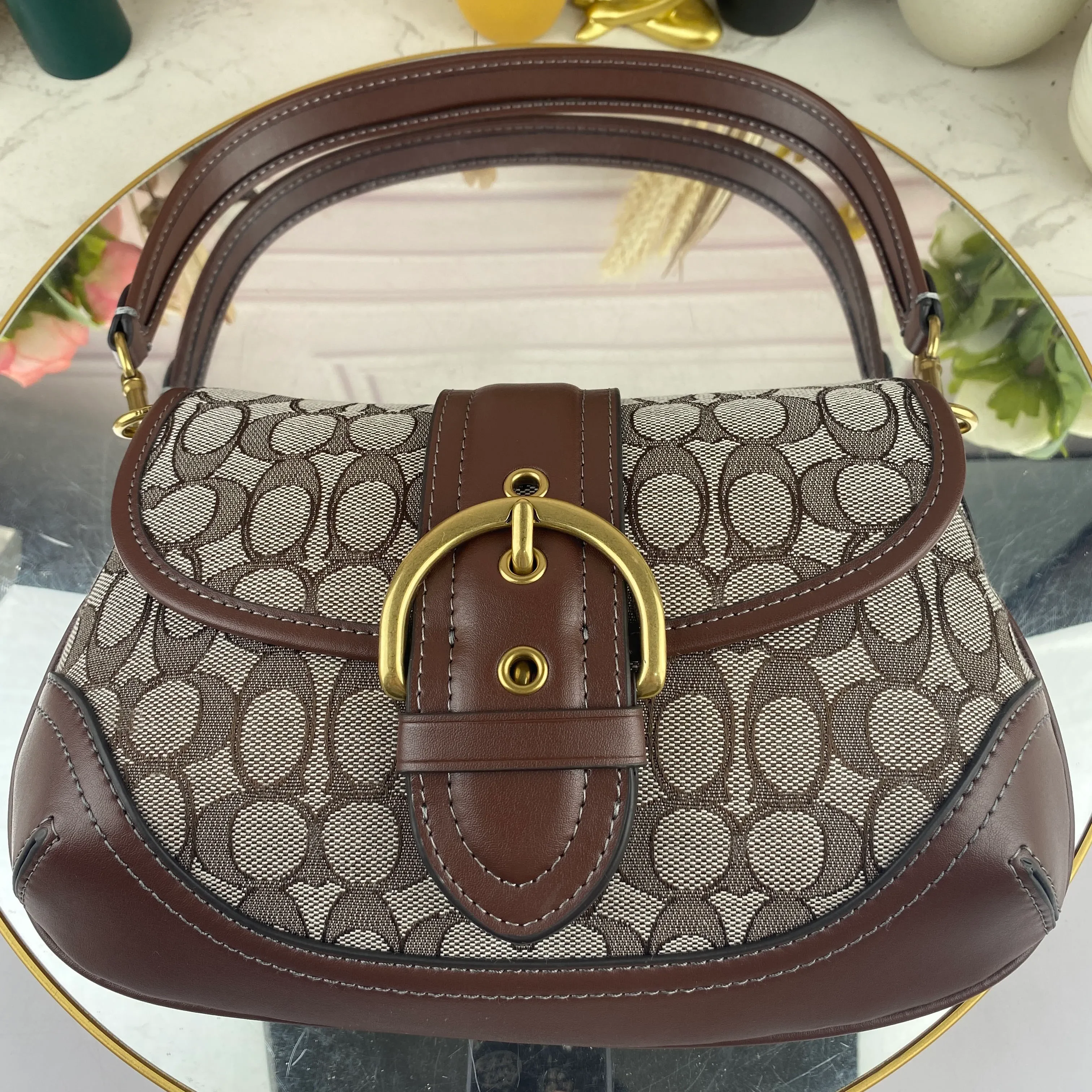 Premium Quality Soho Bag Designer Soho Hobo Bag High Quality Shoulder Bags Ladies Fashion Teri Bag Crossbody Bag Luxury Handbag Women Soho Bag Vintage
Premium Quality Soho Bag Designer Soho Hobo Bag High Quality Shoulder Bags Ladies Fashion Teri Bag Crossbody Bag Luxury Handbag Women Soho Bag Vintage