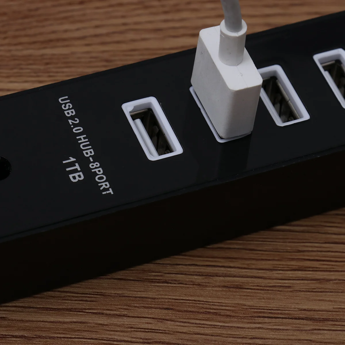 Usb C Hub 8-Port Type C To Vga Hub Compact For Laptop Usb 2.0 Data Transfer Connector Notebook Accessories
Usb C Hub 8-Port Type C To Vga Hub Compact For Laptop Usb 2.0 Data Transfer Connector Notebook Accessories