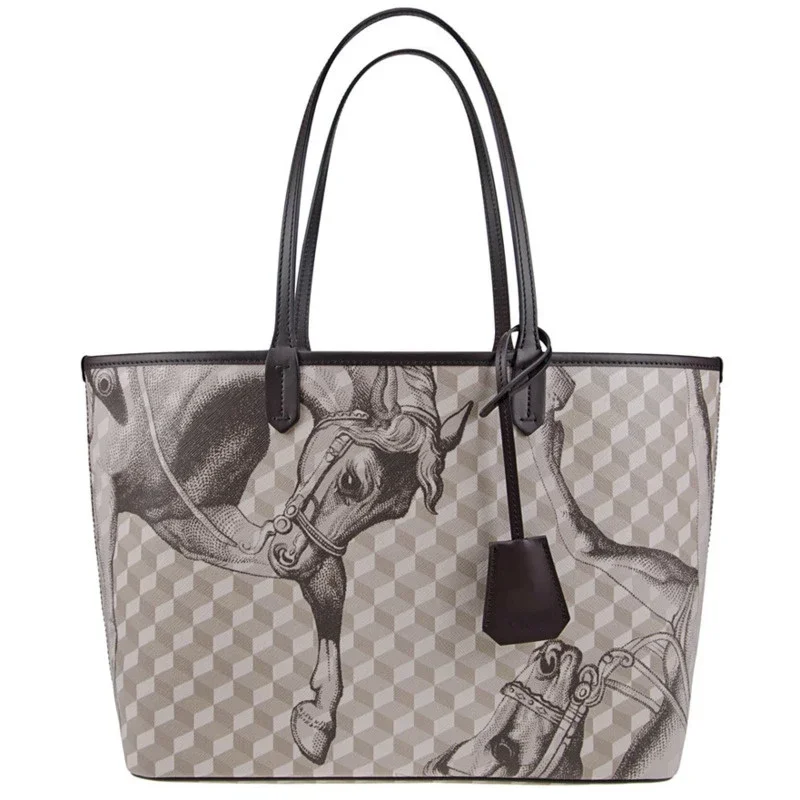 New Fashionable Overalls Bag for Women Large Capacity Famous Brands Luxury Women Overalls Casual Shoulder Bag High Quality
New Fashionable Overalls Bag for Women Large Capacity Famous Brands Luxury Women Overalls Casual Shoulder Bag High Quality