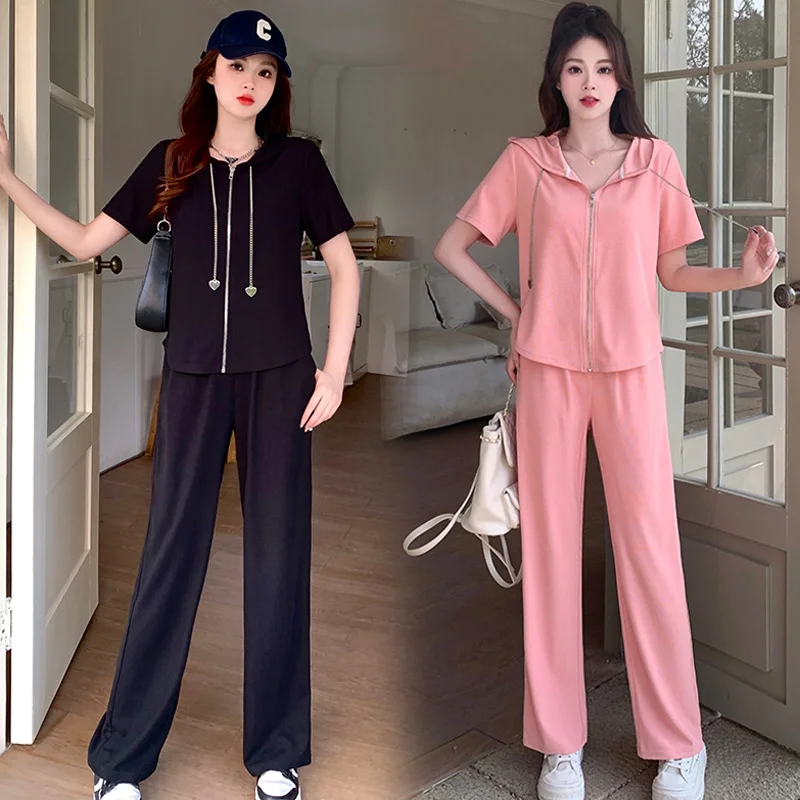 Plus Size Spring Summer Sport Two Piece Set For Women Short Sleeve Hooded Cardigan Top And Wide Leg Pants Outwear Cotton Clothes
Plus Size Spring Summer Sport Two Piece Set For Women Short Sleeve Hooded Cardigan Top And Wide Leg Pants Outwear Cotton Clothes