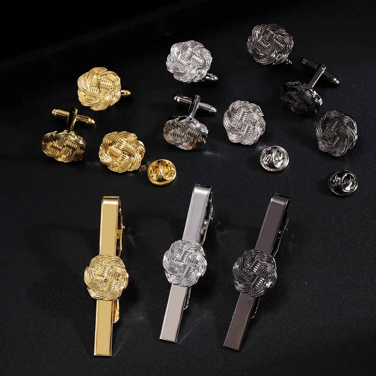 High-end Men's Cufflinks Tie Clip Brooch Set Round Cross Pattern French Suit Shirt Accessories Mens Wedding Cuff Links 4pcs Sets
High-end Men's Cufflinks Tie Clip Brooch Set Round Cross Pattern French Suit Shirt Accessories Mens Wedding Cuff Links 4pcs Sets