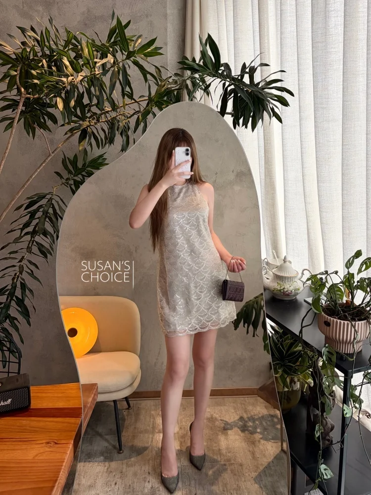 Элегантное облегающее платье Susan Ref Pure Grey Bling с жемчугом и эффектом рыбьей чешуи, с завязками на шее, с завышенной талией, для женщин
Элегантное облегающее платье Susan Ref Pure Grey Bling с жемчугом и эффектом рыбьей чешуи, с завязками на шее, с завышенной талией, для женщин