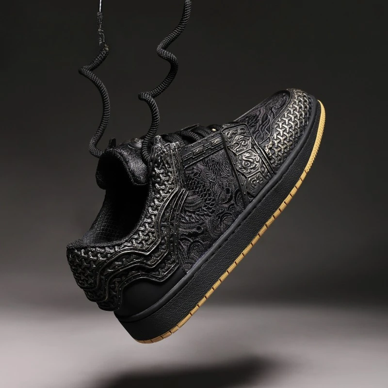 Men's Dragon Embroidery Skate Shoes Lace Up Round Toe Rubber Flat Breathable Street Casual Sneakers Four Seasons
Men's Dragon Embroidery Skate Shoes Lace Up Round Toe Rubber Flat Breathable Street Casual Sneakers Four Seasons