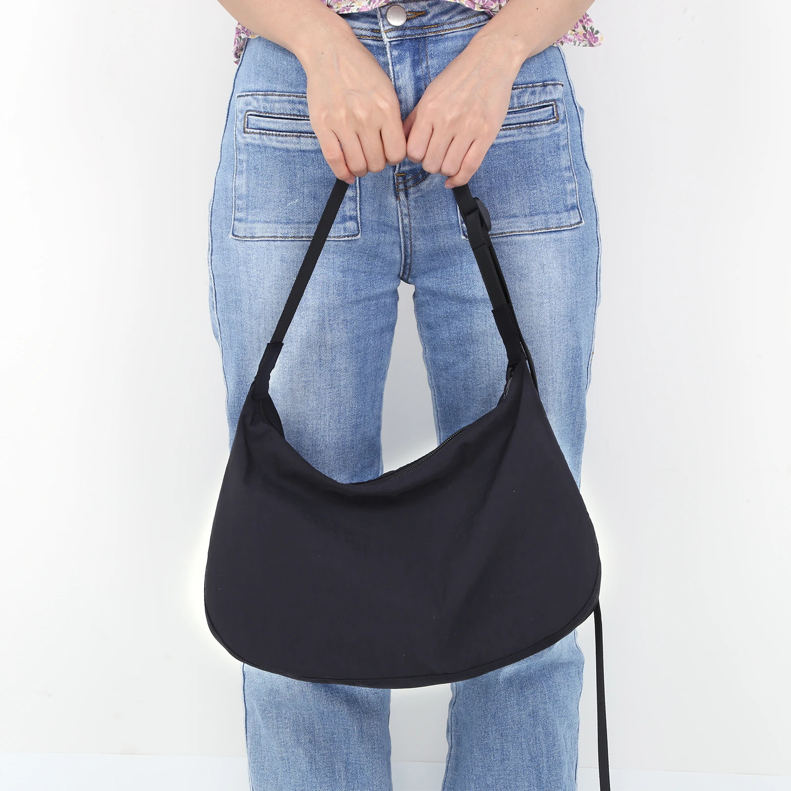 Женская нейлоновая сумка на плечо, модная модная большая сумка, повседневная сумка подмышками, сумка-хобо, стильный кошелек для девочек
Женская нейлоновая сумка на плечо, модная модная большая сумка, повседневная сумка подмышками, сумка-хобо, стильный кошелек для девочек