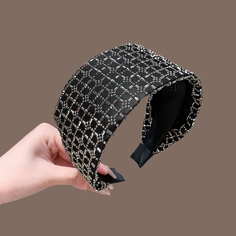New Wide Edged Diamond Plaid Headband for Women Outdoor Pressed Hair Hairband Vintage Travel Hair Hoop Girls Hair Accessories
New Wide Edged Diamond Plaid Headband for Women Outdoor Pressed Hair Hairband Vintage Travel Hair Hoop Girls Hair Accessories