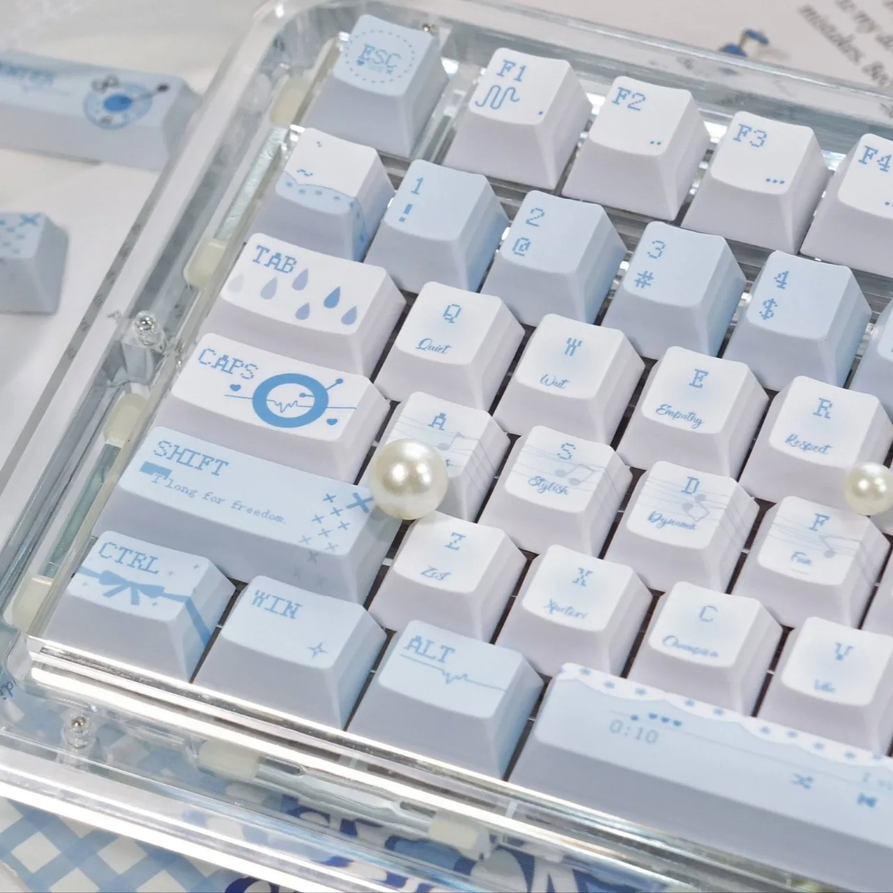 Blue overture keycaps, custom keyboard blue and white piano music note keycaps Original pbt simple
Blue overture keycaps, custom keyboard blue and white piano music note keycaps Original pbt simple