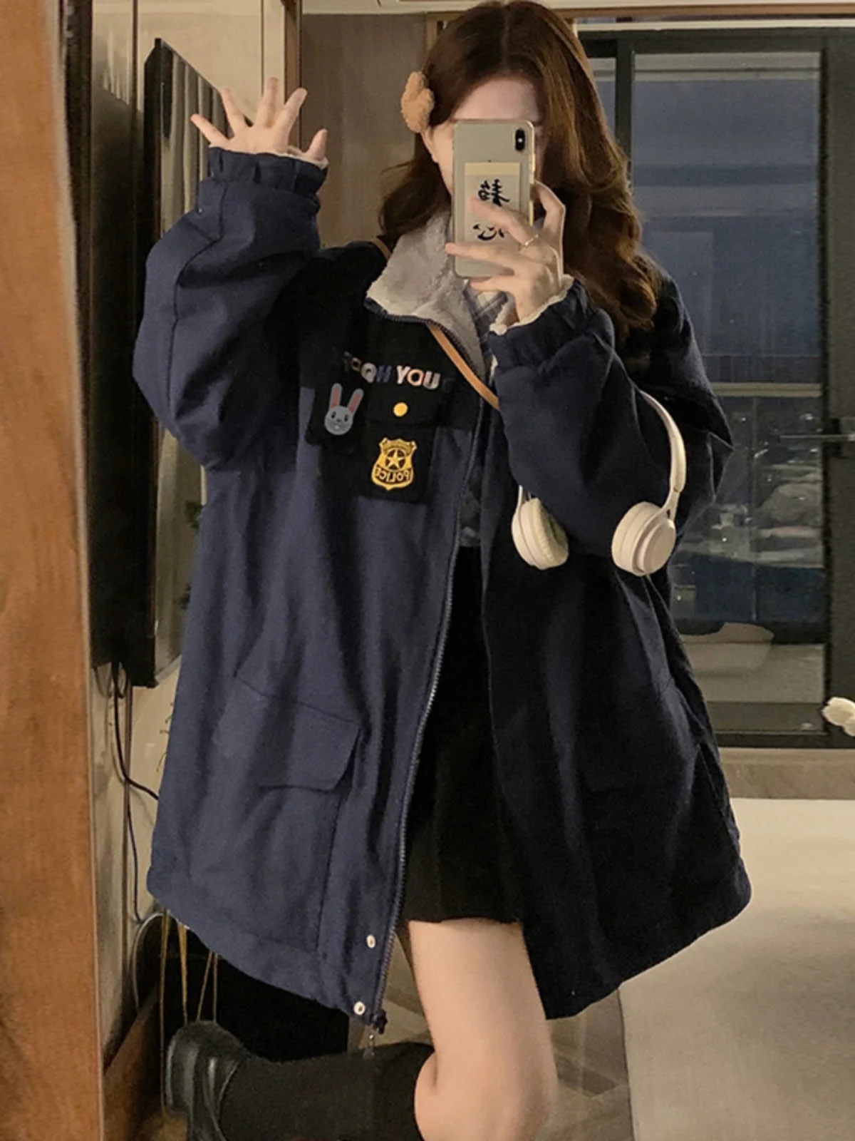 Американское ретро-пальто из двустороннего меха ягненка, женское зимнее, в корейском стиле, свободного кроя, в стиле колледж, цветное, утепленное хлопковое пальто
Американское ретро-пальто из двустороннего меха ягненка, женское зимнее, в корейском стиле, свободного кроя, в стиле колледж, цветное, утепленное хлопковое пальто